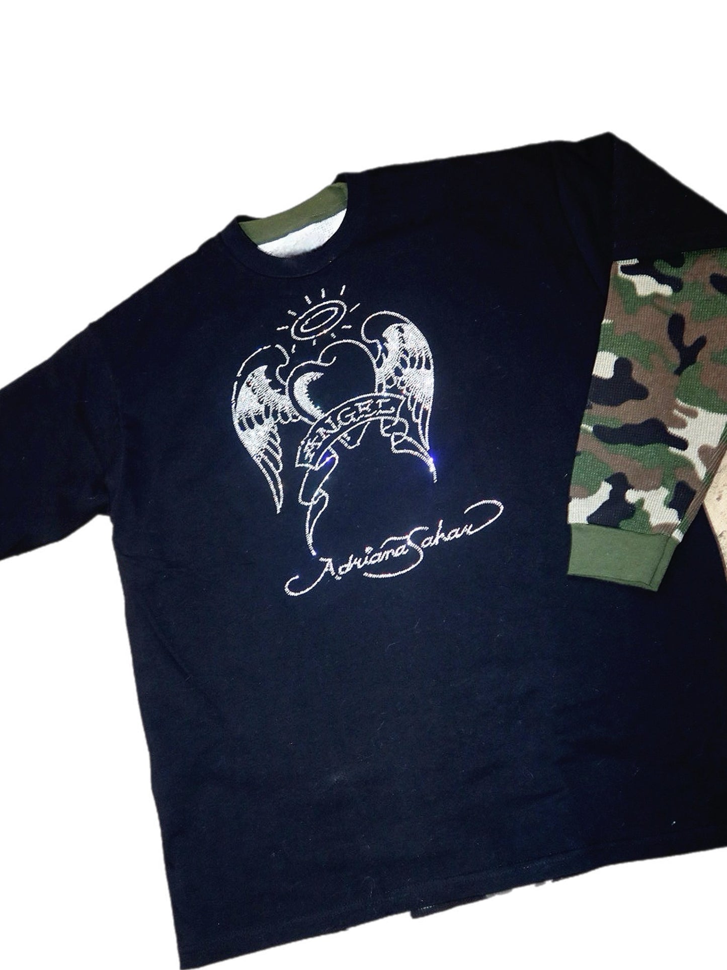 CAMO MERCH - Adriana Sahar