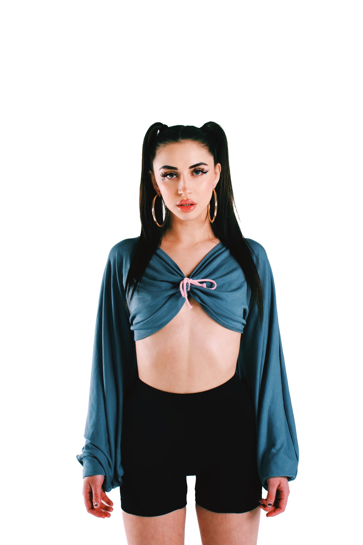 LOOSEN UP - Adriana Sahar